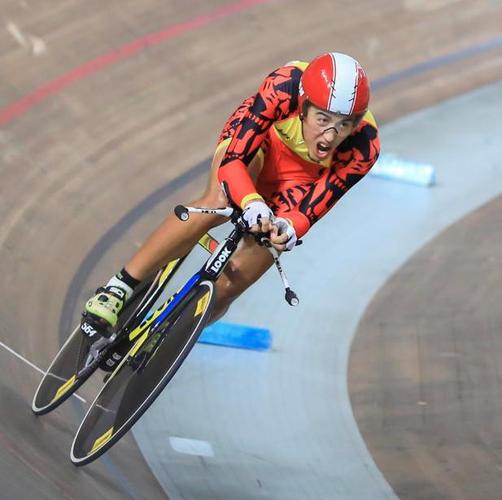 争而闻名 争而闻名