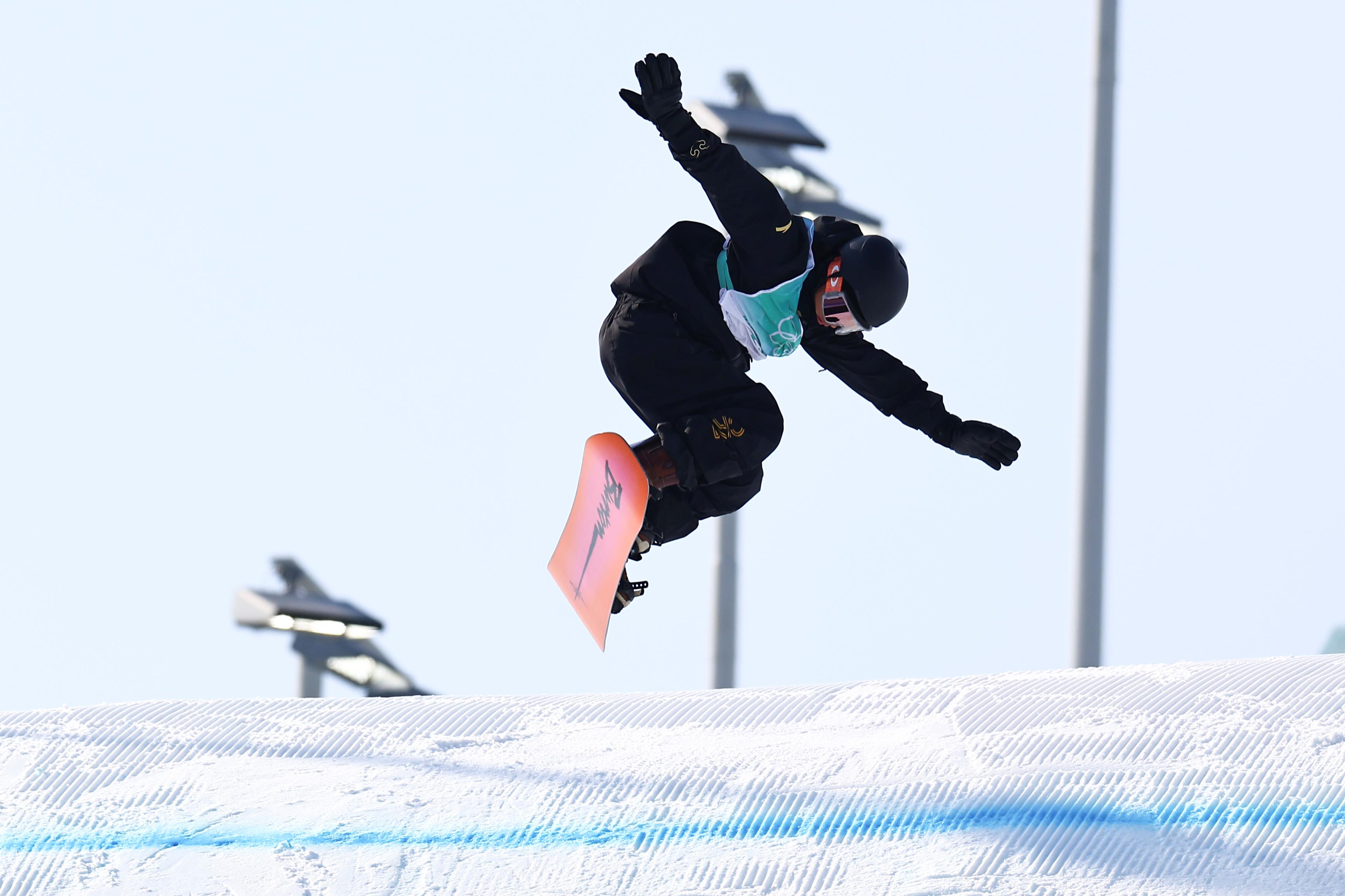 曼城又要搞“歡迎儀式”了 薩維奧米德瑪準備在伊蒂哈德秀給球迷看.